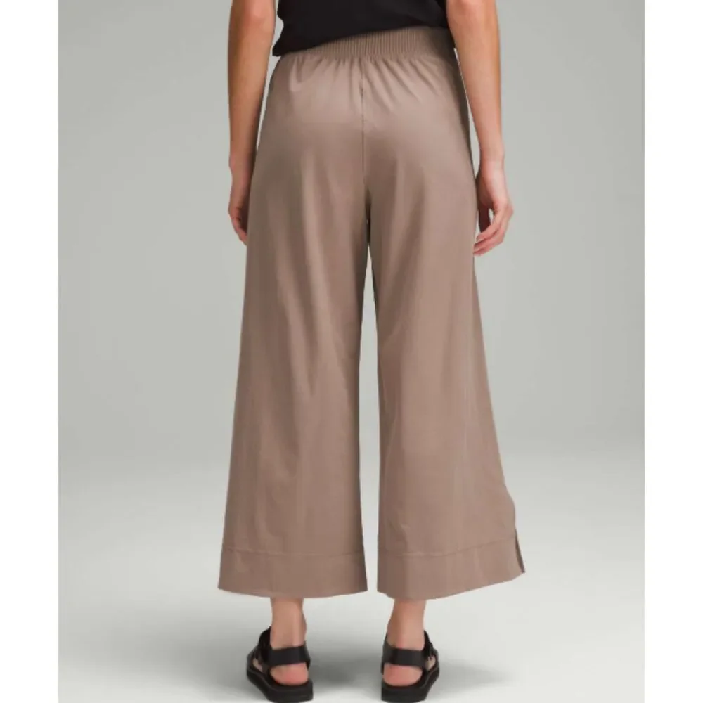 Lululemon Stretch Woven High-Rise Wide-Leg Cropped Pant, Taupetastic, Size M - Picture 3 of 10